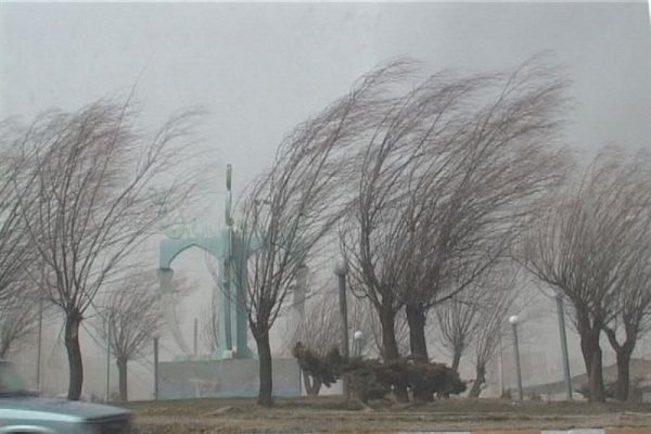 وزش باد شدید در شرق کشور/ افزایش دما در تهران تا پنجشنبه