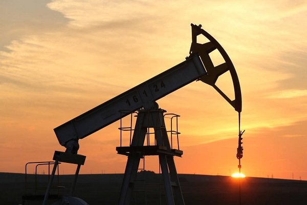 تولید نفت امارات به ۲.۴میلیون بشکه رسید