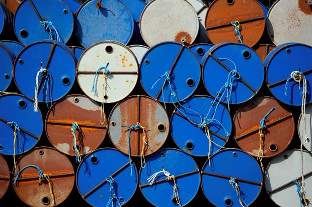 با نگرانی از افت تقاضای نفت، آرامکو قیمت فروش نفت برای ماه اکتبر را پایین آورد
