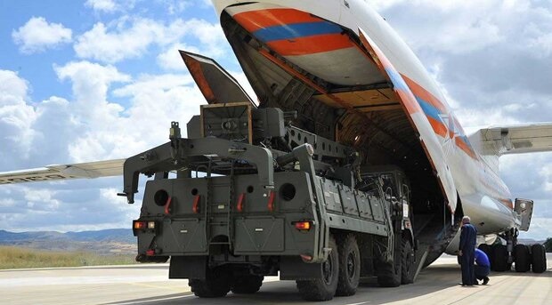 معاون وزیر دفاع ترکیه خبر داد: توافق آنکارا و مسکو بر سر تحویل سری دوم سامانه اس ۴۰۰