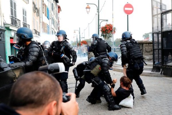 افزایش ۲۳ درصدی شکایت از نیروی پلیس فرانسه