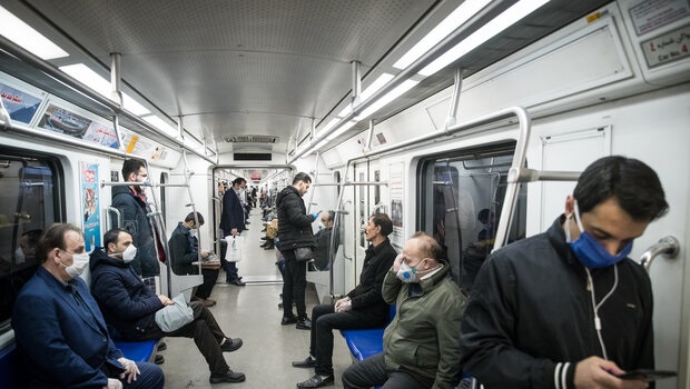 سالاری:  استفاده از ماسک در مترو تنها دو روز جدی گرفته شد