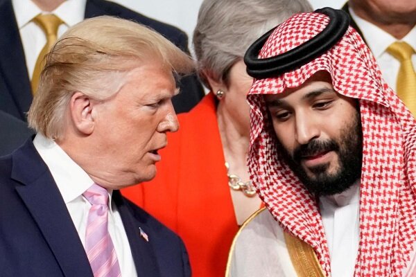 رویترز گزارش داد: افشای تهدید ترامپ به قطع حمایت نظامی از عربستان