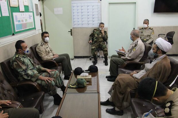 فرمانده کل ارتش روز معلم را به استادان و فرماندهان تبریک گفت