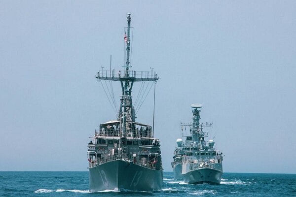 با ادعای اهداف تدافعی؛ آمریکا و انگلیس رزمایش مشترک مین روبی در خلیج فارس برگزار کردند