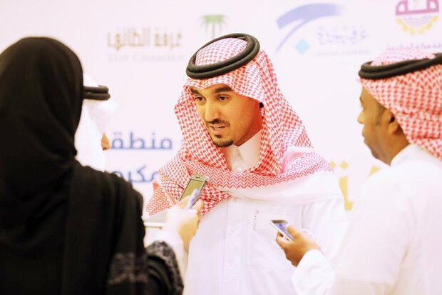 وزیر ورزش عربستان: برای گرفتن میزبانی جام ملت‌های آسیا با فدراسیون همکاری جدی داریم