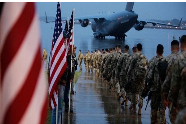 روز شنبه آینده؛ تروریست‌های آمریکایی یک پایگاه نظامی در عراق را ترک می‌کنند
