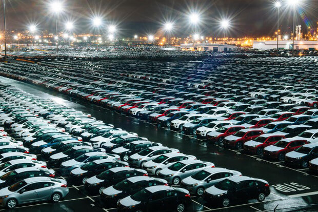 در ماه آوریل،  خرید خودروی جدید در اروپا ۷۶ درصد سقوط کرد