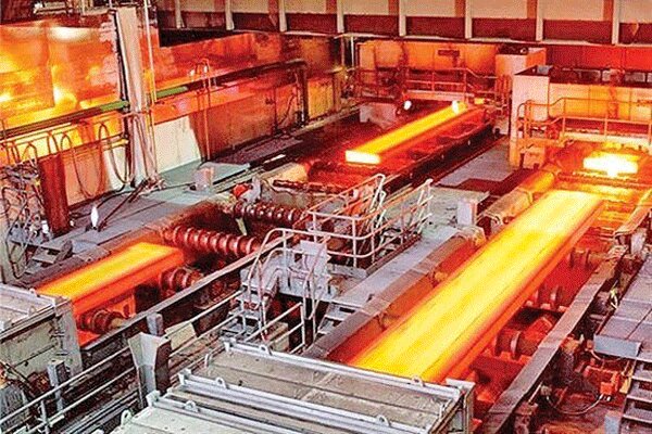 وزارت صنعت اعلام کرد: افزایش تولید فولاد خام به ۳۰ میلیون تن در سال ۹۹