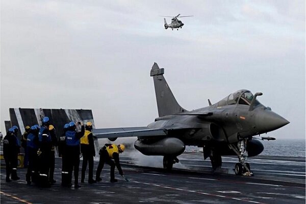 در ادامه تنش‌های مدیترانه؛ یونان از فرانسه جنگنده رافائل خریداری می کند