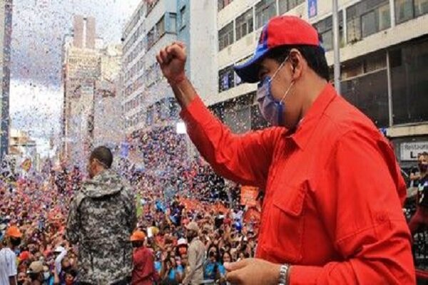 بر اساس نتایج ابتدایی؛ حزب حاکم ونزوئلا در انتخابات پارلمانی پیروز شد