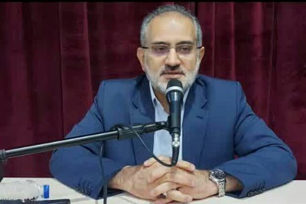 حسینی: دولت با تشکیل وزارت بازرگانی به دنبال واردات نیست