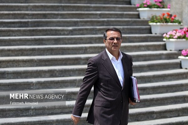 برنامه اصلاح نظام اداری برای افزایش رضایت مردم تدوین و تصویب شده است