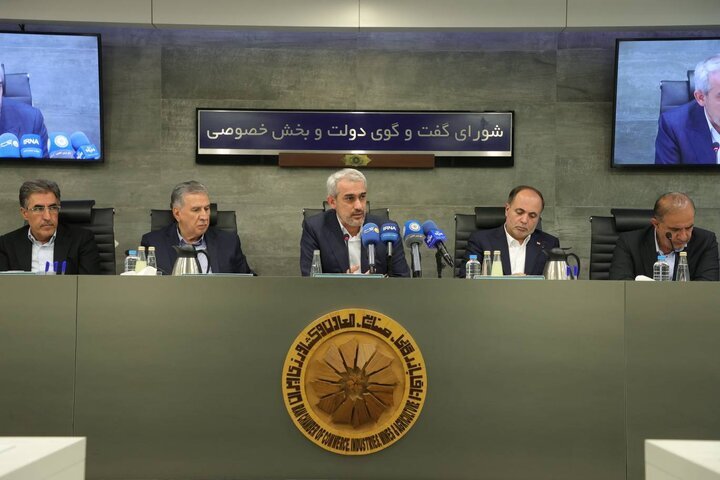 تیم اقتصادی دولت برنامه منسجمی برای شرایط تحریمی طراحی کرده است