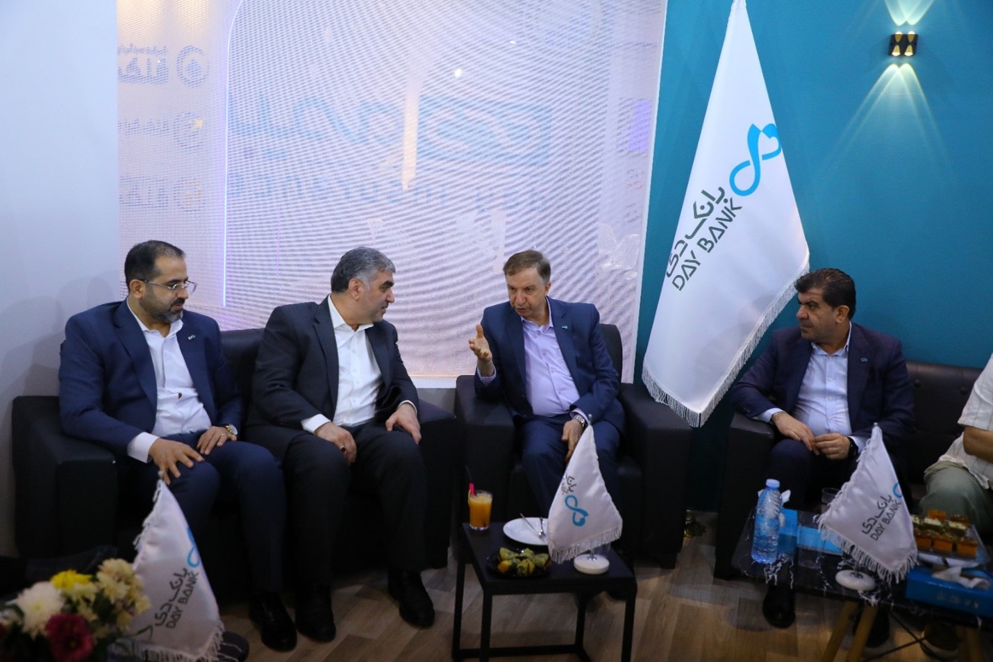 کیش اینوکس ۱۴۰۴؛ سکوی توسعه ابزارهای نوین مهندسی مالی در گروه مالی و اقتصادی دی